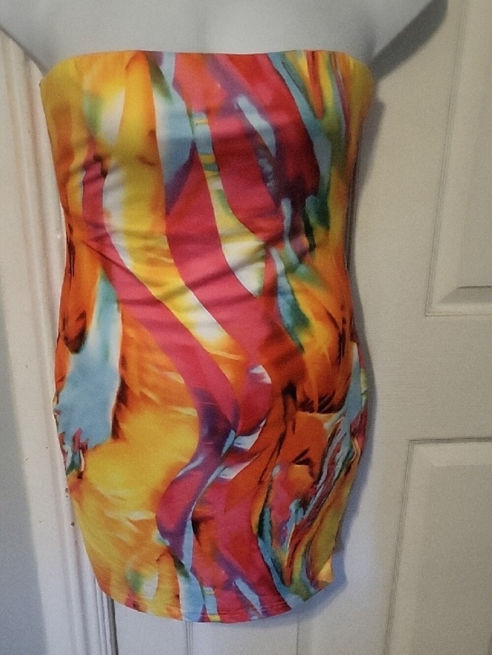 SHEIN Vibrant Multicolor Strapless Bodycon Mini Dress - Picture 4 of 12